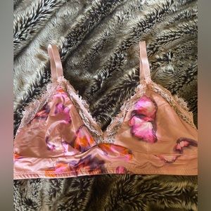 Auden Bralette Size L